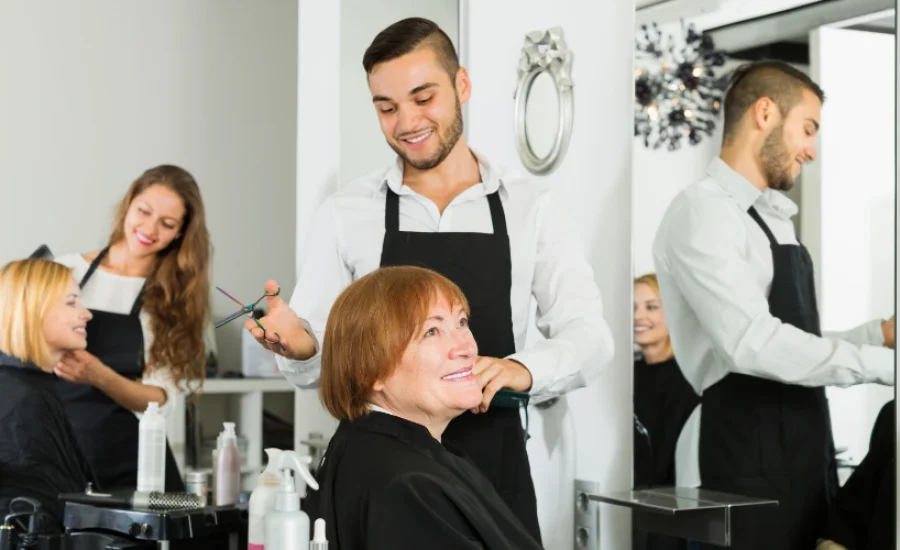budowanie zespołu w salonie beauty